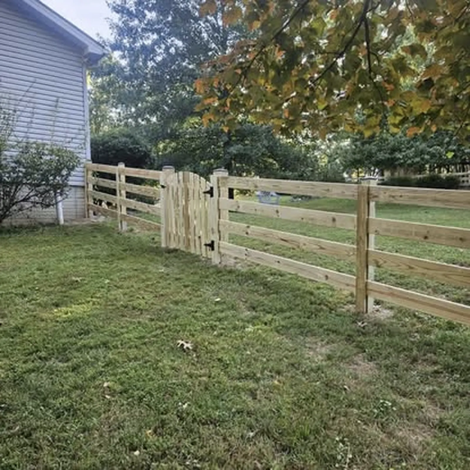 top-fence-installation-experience-in-winchester-wooden-fence-gate