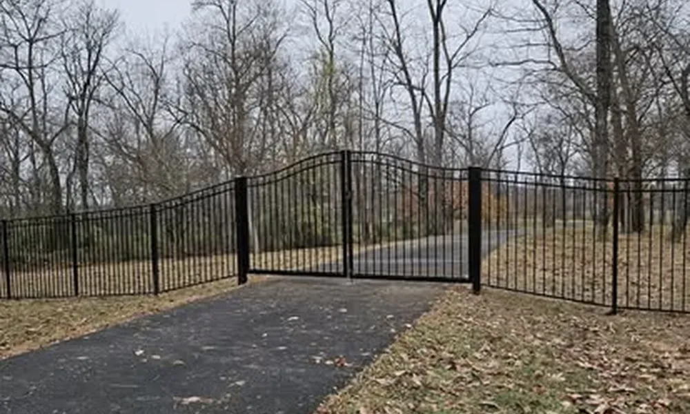 va-high-security-fencing-that-protects-your-business-and-property-we